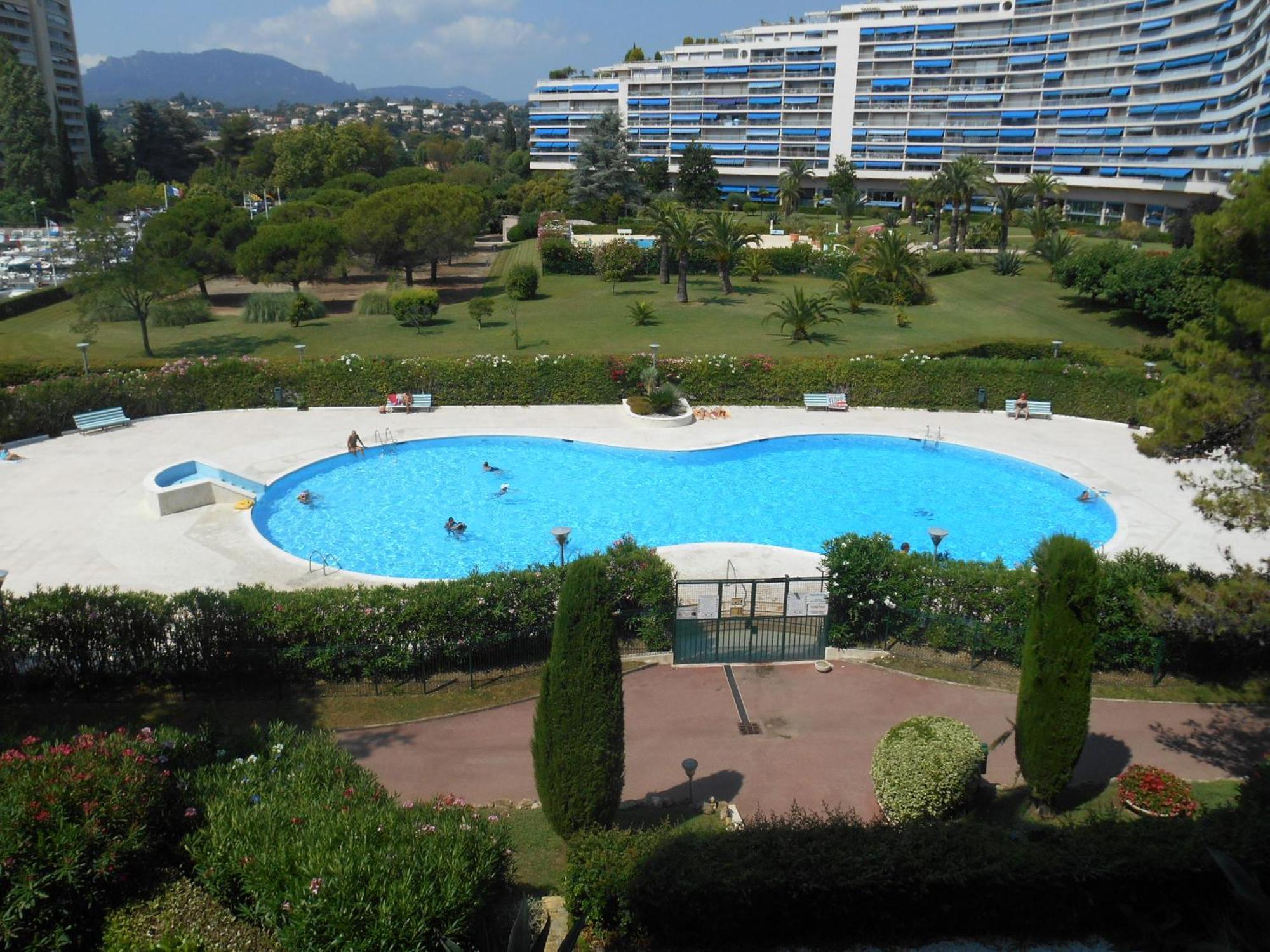 Evasion Provencale - Piscine Et Mer A Mandelieu Bagian luar foto
